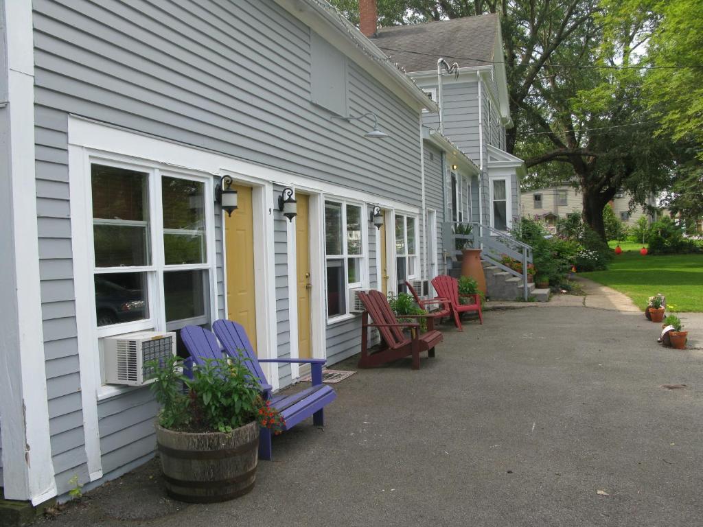 Dragonfly Inn Annapolis Royal Bagian luar foto
