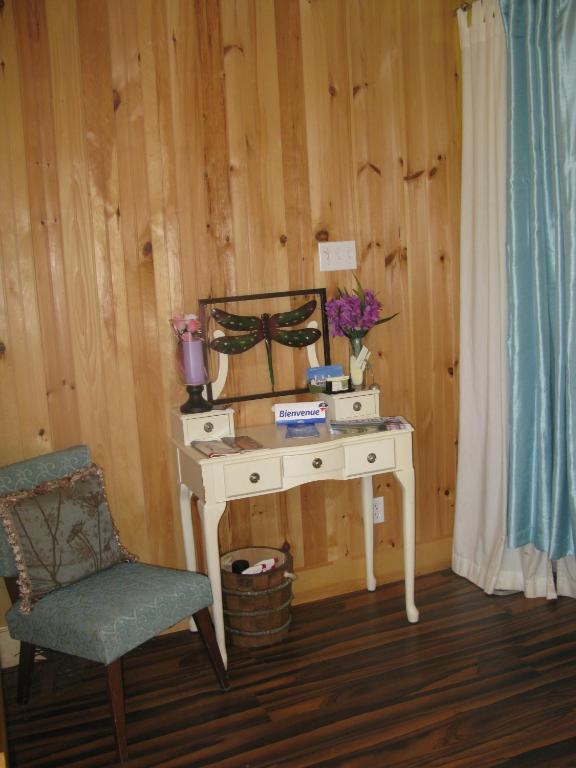 Dragonfly Inn Annapolis Royal Bagian luar foto